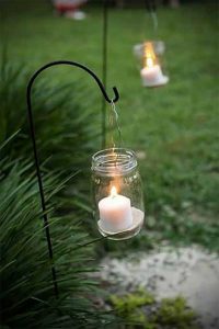 Ilumina el exterior de tu casa con velas